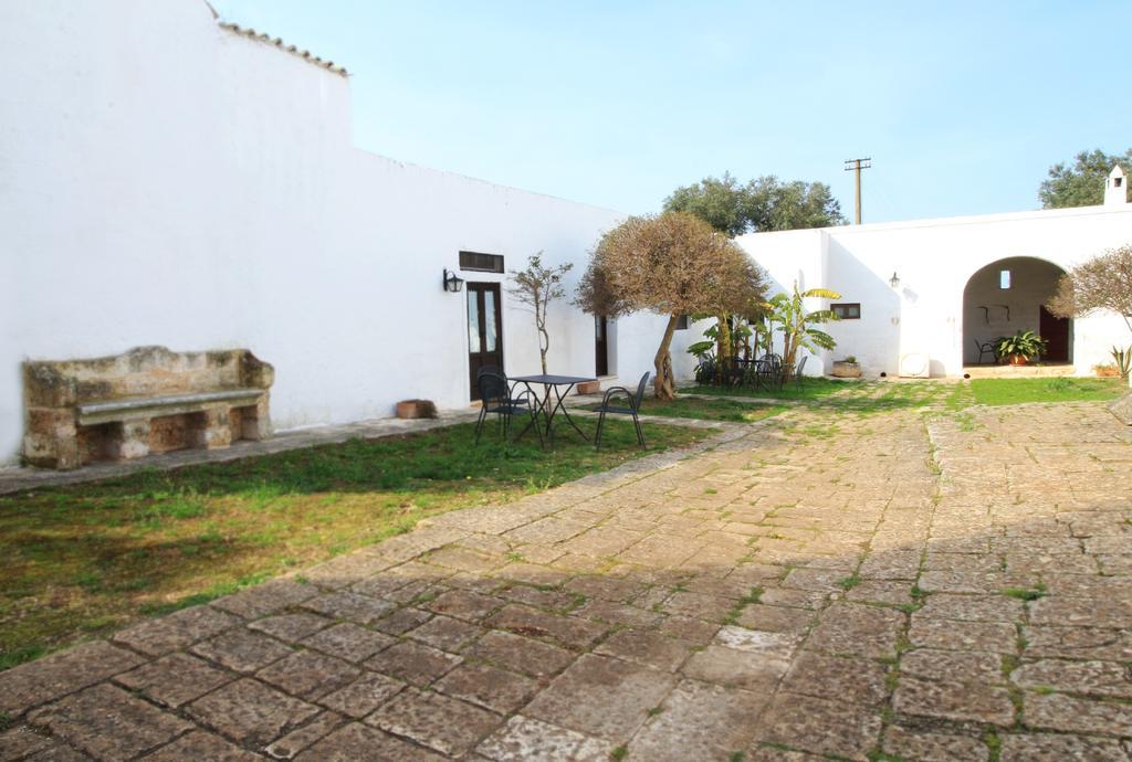 Masseria Brancati Hotel Остуни Екстериор снимка