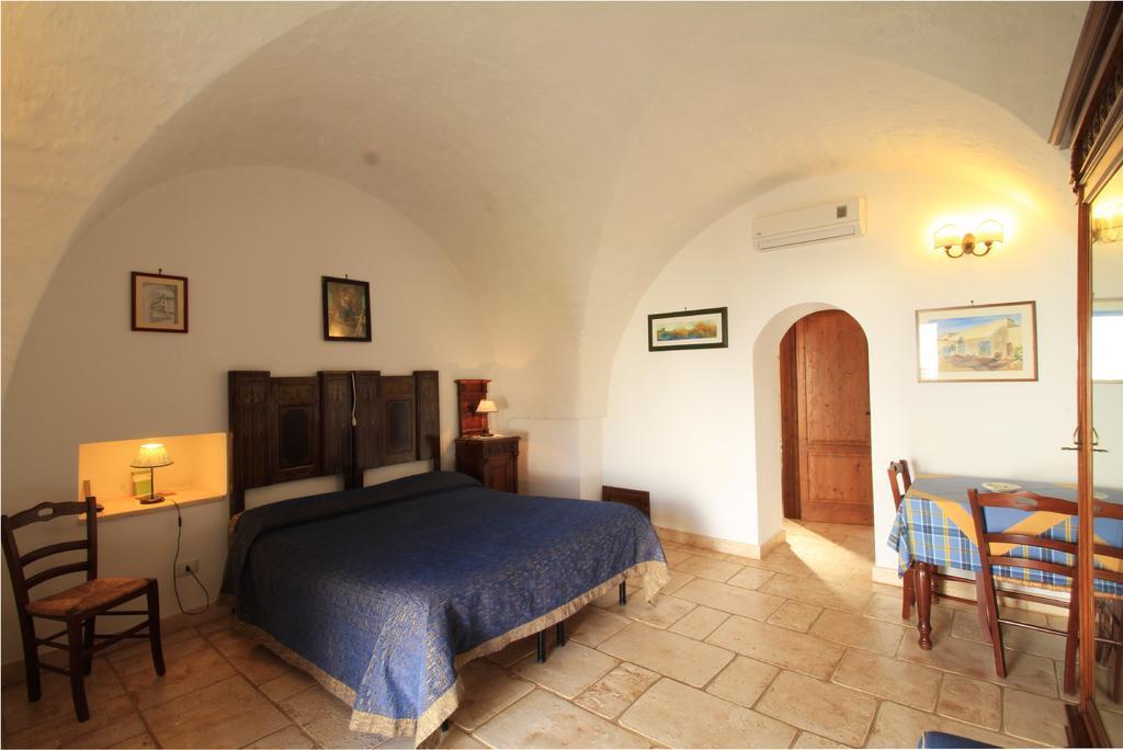 Masseria Brancati Hotel Остуни Екстериор снимка