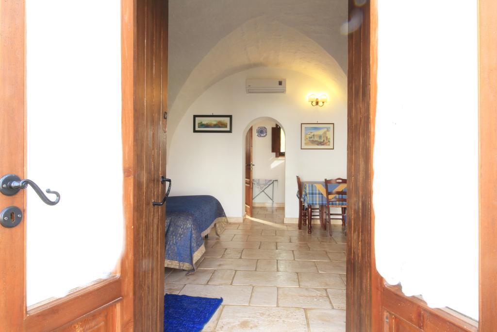 Masseria Brancati Hotel Остуни Екстериор снимка